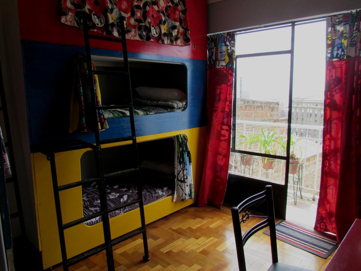 La Casa Azul Hostel Valparaiso